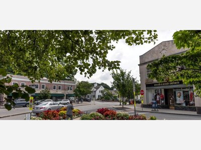 BRONXVILLE: An Affluent Little Village Within The Town Of Eastchester